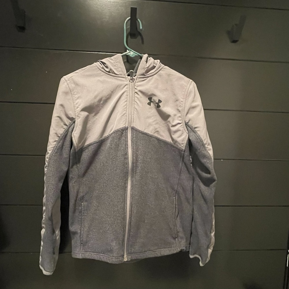 Under Armour - Youth XL Coldgear Fleece. Great condition.